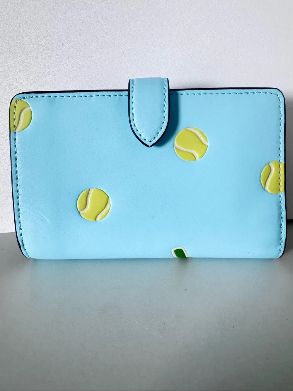 Kate Spade Grand Slam Tennis Medium Billfold Wallet Like New